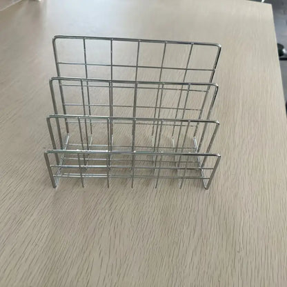 Étagère en métal moderne avec panier de rangement à 3 sections