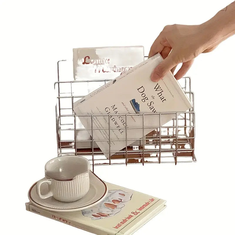 Étagère en métal moderne avec panier de rangement à 3 sections